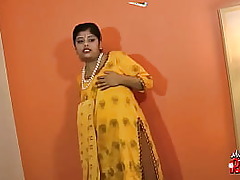 Fat Indian ladies disrobes upstairs web cam